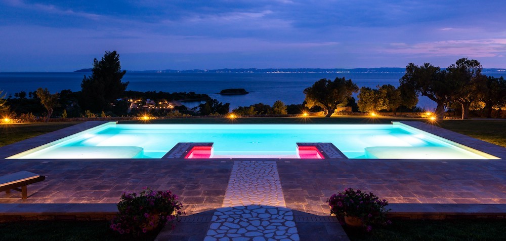 INFINITY EFFECT POOLS