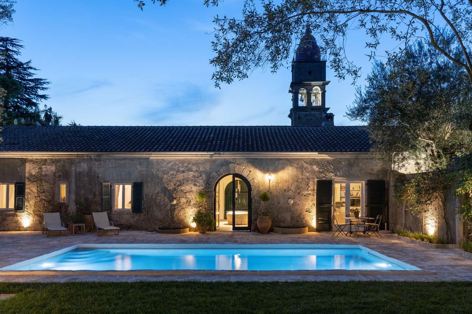 PRE-FABRICATED POOL WITHOUT BUILDING PERMIT (SMALL-SCALE PERMIT).